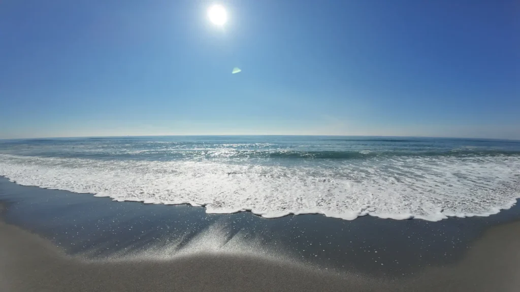 DJI_20240815170713_0061_D-ezgif.com-resize
